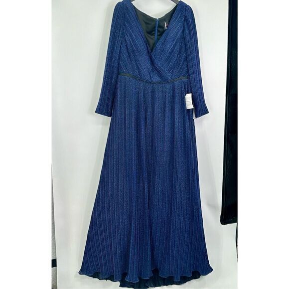 Mac Duggal NWT size 18W shimmering v neck long sleeve gown 48892 plus size mothe - Picture 5 of 16